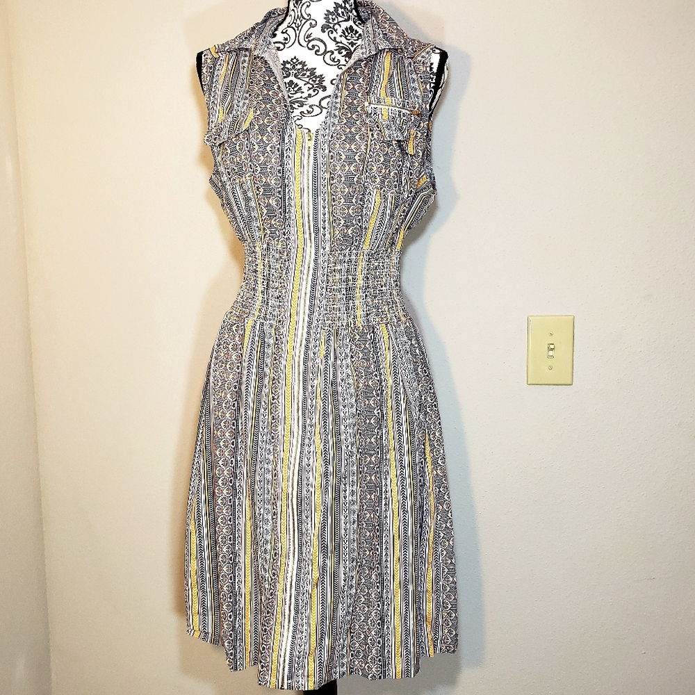 Sleeveless Front Zip Down Dress